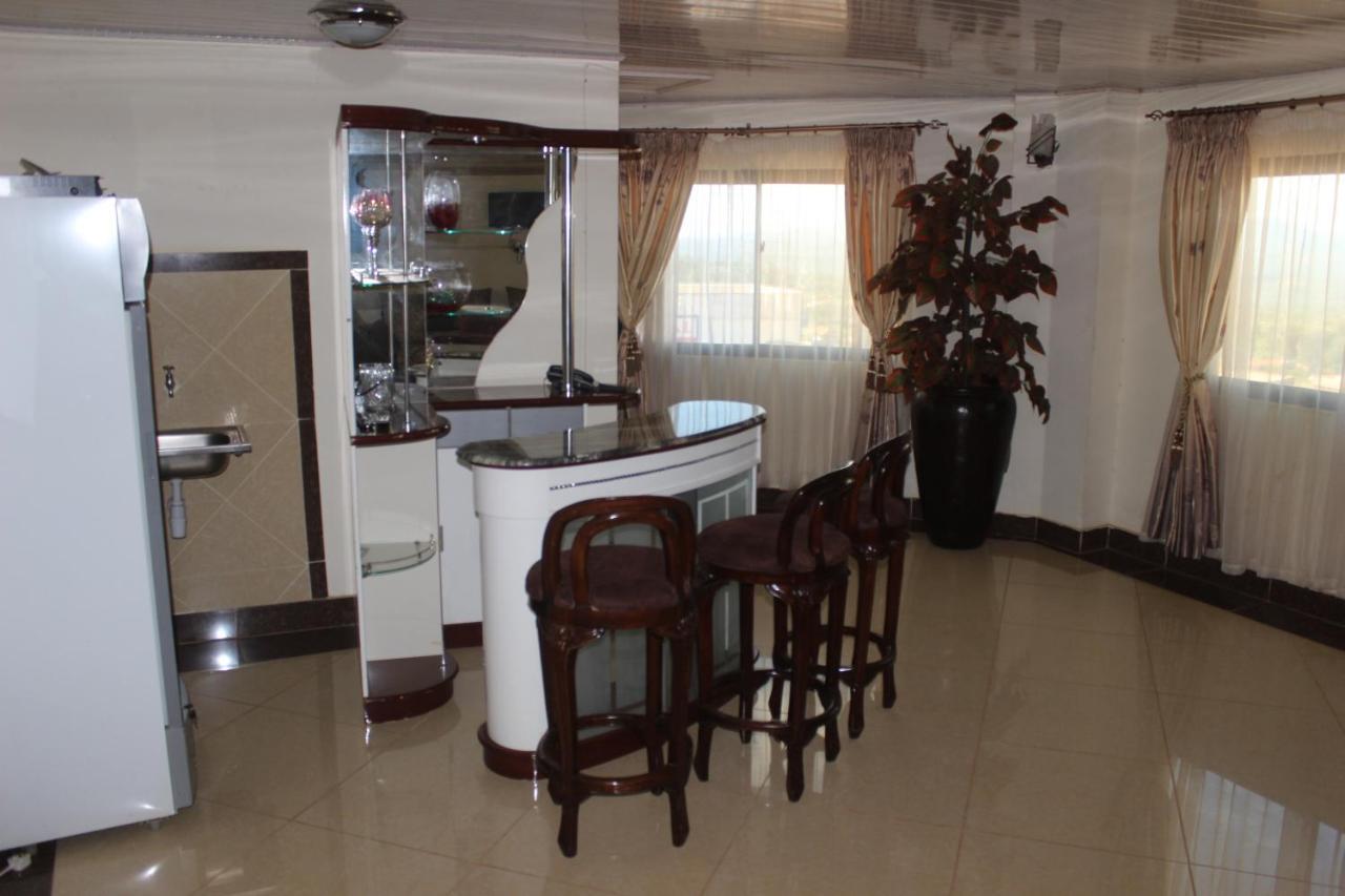 Meru Paramount المظهر الخارجي الصورة