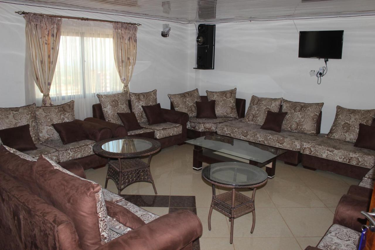 Meru Paramount المظهر الخارجي الصورة